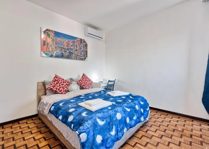 Easy Downtown Inn - Private Room With Shared Bathroom